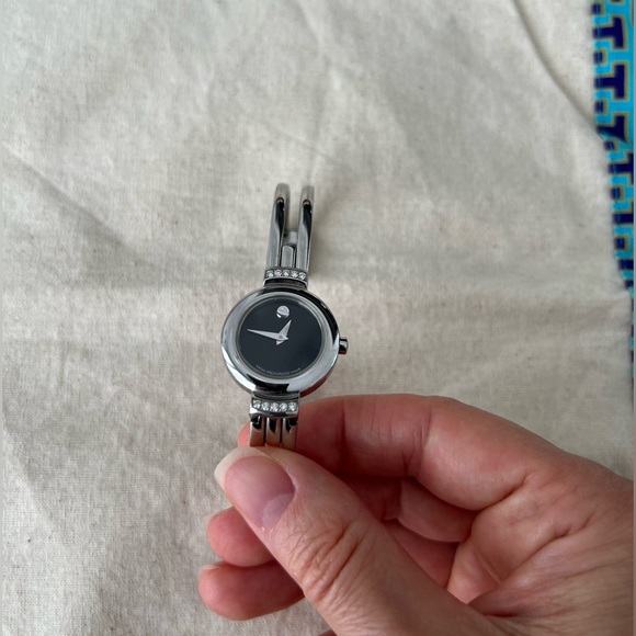 MOVADO harmony ladies watch stainless steel bracelet with diamonds - Picture 4 of 6